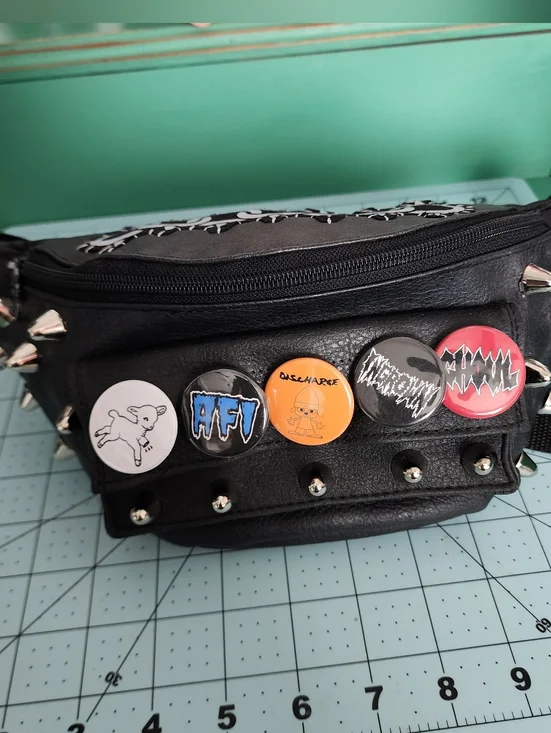 DIY Punk Leather Fannypack - Picture 1 of 6